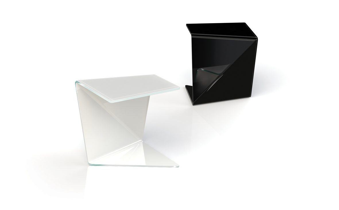 2013, dreieck, dreieck germany, beistelltisch, assito, adaptability, echtglas, echtglas tisch, möbel, sidetable, real glass, real glass table, complex shape, polygon, polygone, produkt, product, markus bischof produktdesign